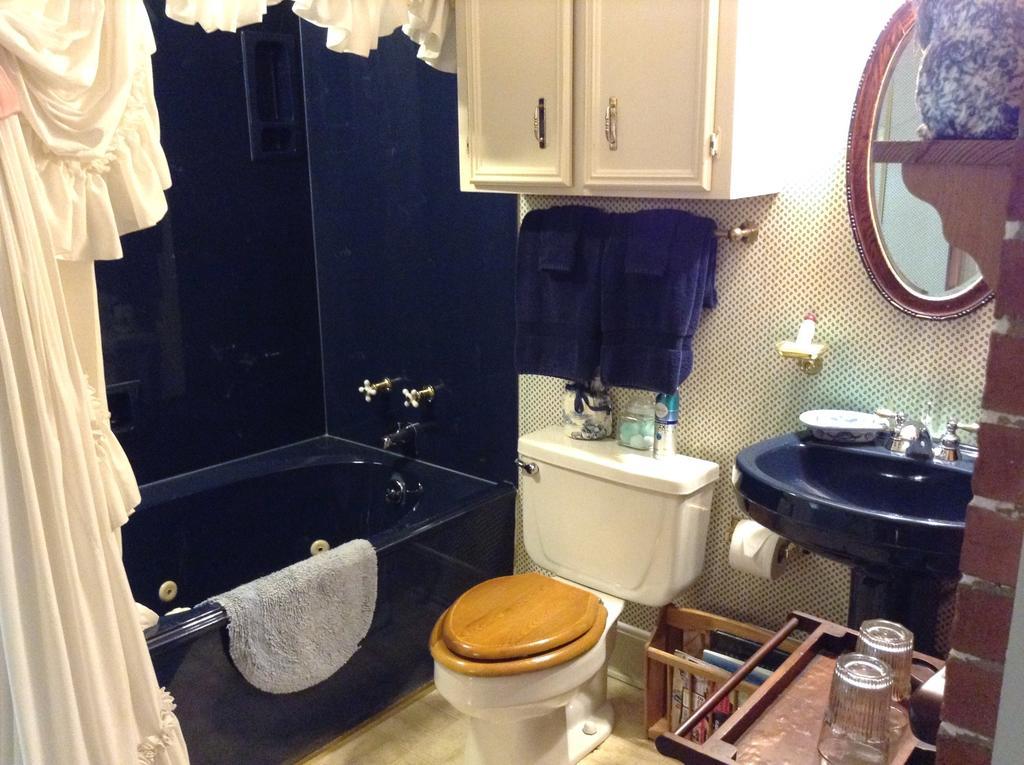 2439 Fairfield "A Bed And Breakfast" Shreveport Phòng bức ảnh
